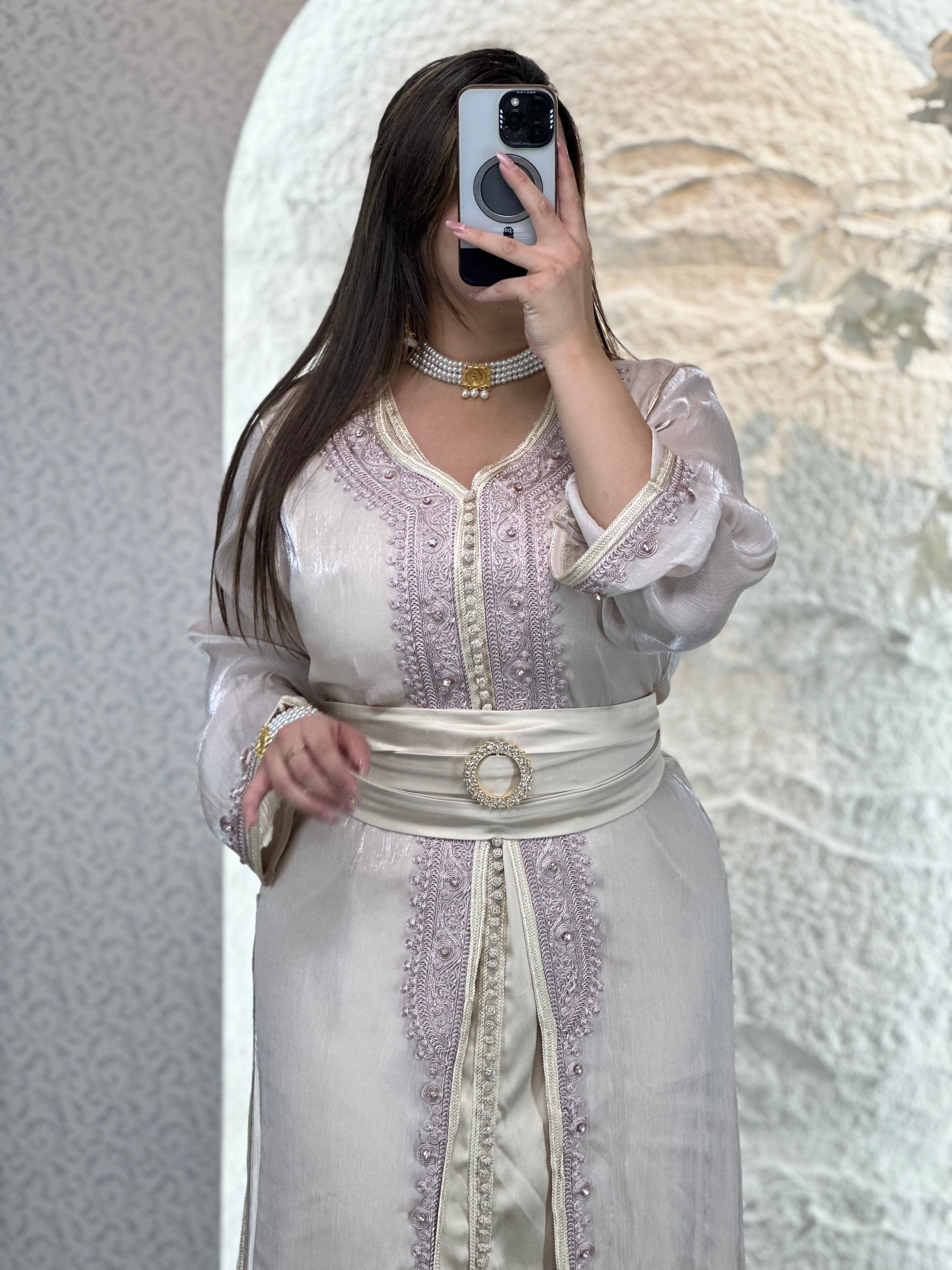 قفطان لؤلؤة الأناقة | Élégance Royale