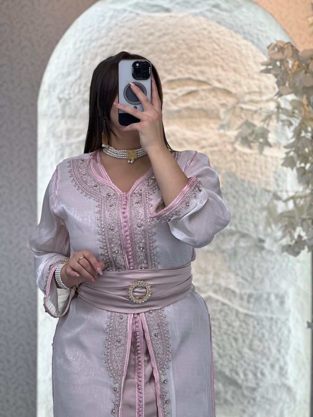 قفطان لؤلؤة الأناقة | Élégance Royale